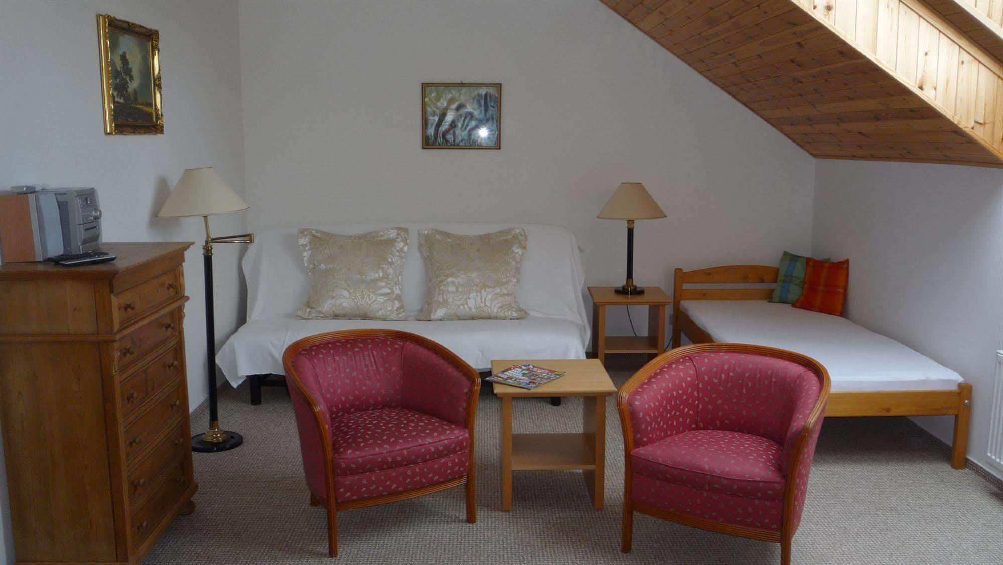Apartmány Gráf Chýně Exteriér fotografie